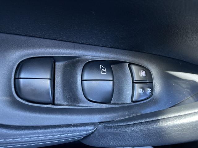 2022 Nissan Rogue Sport SV AWD Xtronic CVT
