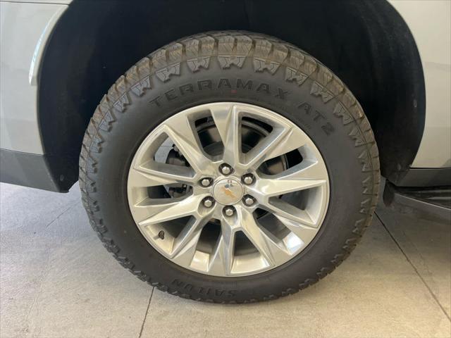 2024 Chevrolet Suburban 4WD Premier