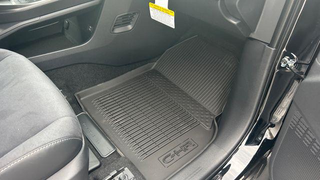 2026 Toyota C-HR XSE