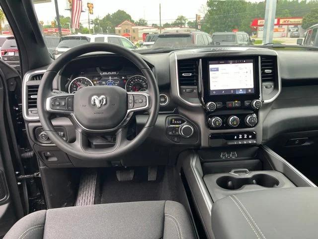 2026 Ram 1500 Express Crew Cab 4x4 57 Box