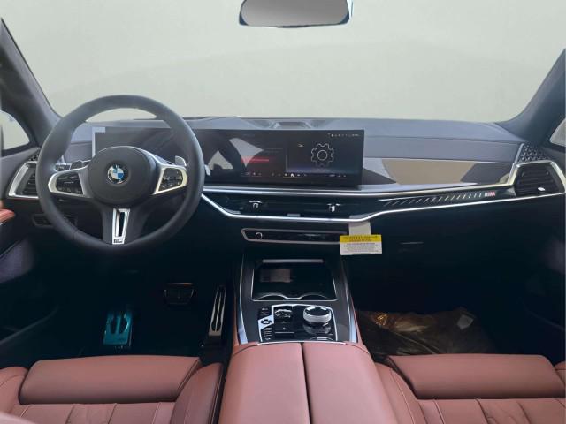 2026 BMW X7 M60i