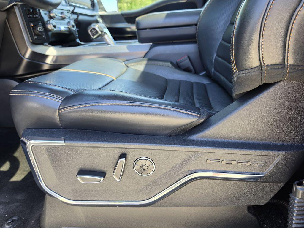 2022 Ford F-150 Platinum - Photo 9
