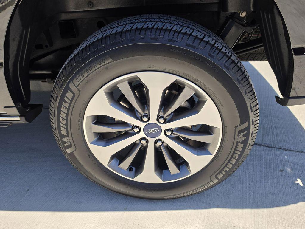 2022 Ford F-150 Platinum - Photo 23