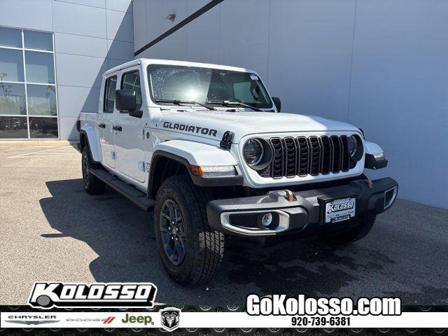 2026 Jeep Gladiator Sport for sale in Appleton, WI
