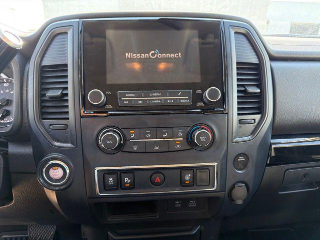 2022 Nissan Titan Crew Cab SV 4x2