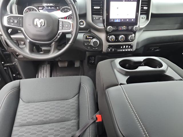 2026 Ram 1500 Warlock Crew Cab 4x4 5'7" Box