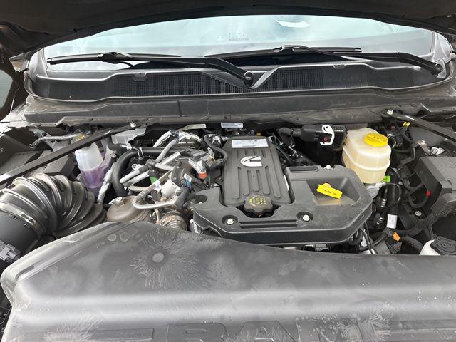 2026 Ram 3500 Tradesman Crew Cab 4x4 8' Box