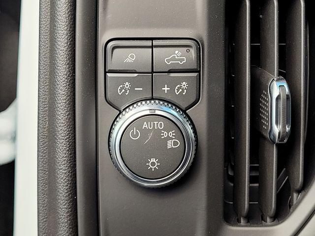 2026 GMC Sierra 3500HD Pro