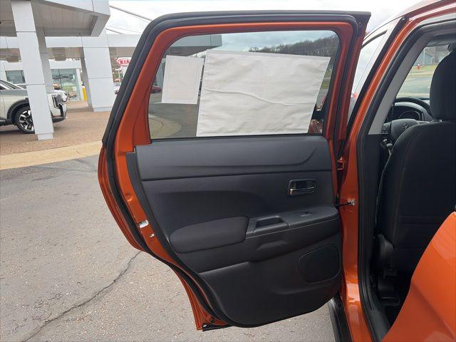 2026 Mitsubishi Outlander Sport 2.0 LE