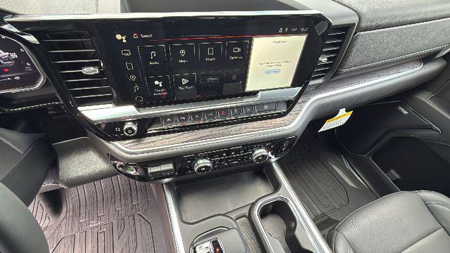 2026 GMC Sierra 1500 Crew Cab, Short Bed, SLT, 4WD