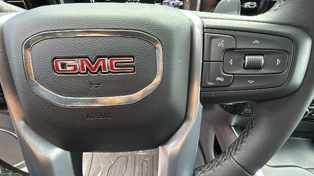 2026 GMC Sierra 1500 Crew Cab, Short Bed, SLT, 4WD