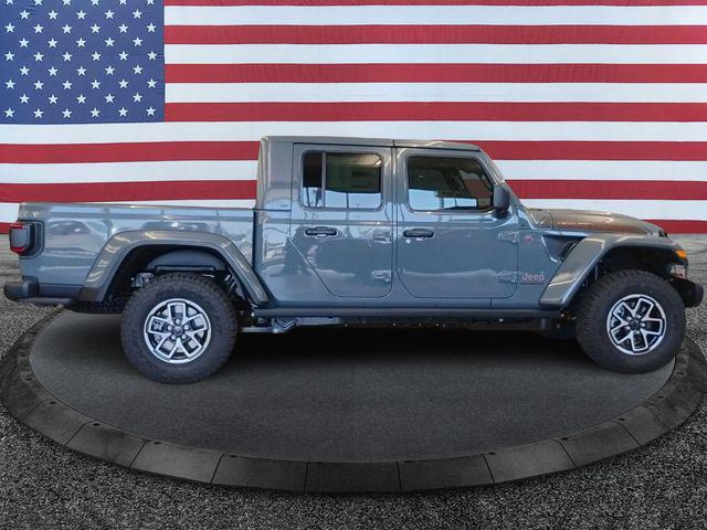2026 Jeep Gladiator GLADIATOR SHADOW OPS 4X4 2026 Jeep Gladiator GLADIATOR SHADOW OPS 4X4