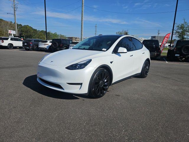 /2022 Tesla Model-Y