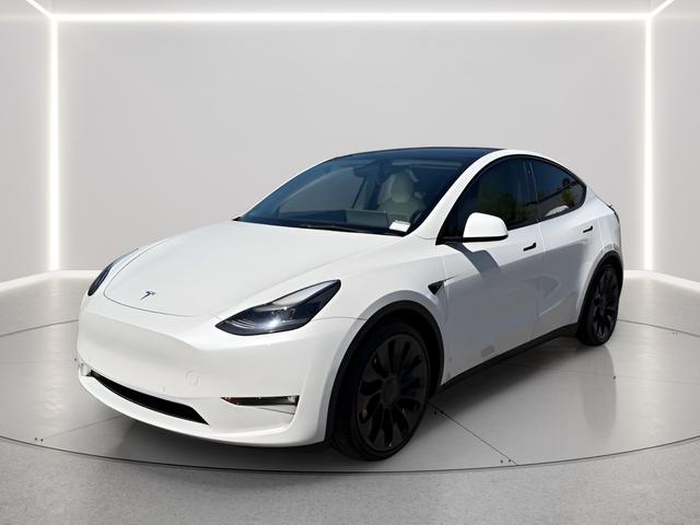 /2022 Tesla Model-Y