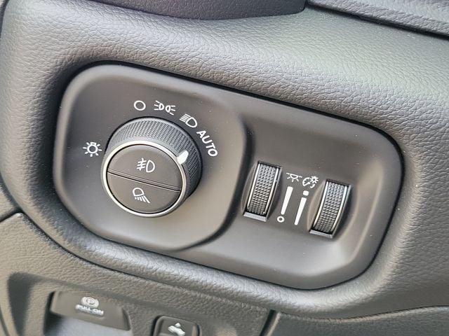 2026 Ram 1500 Laramie Crew Cab 4x4 57 Box