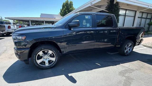 2026 Ram 1500 Express Crew Cab 4x4 5'7" Box