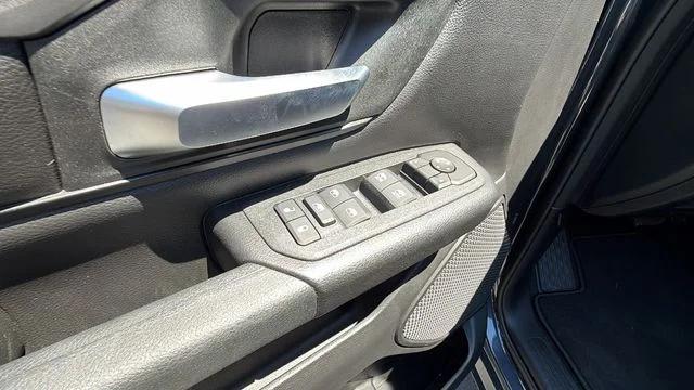 2026 Ram 1500 Express Crew Cab 4x4 5'7" Box