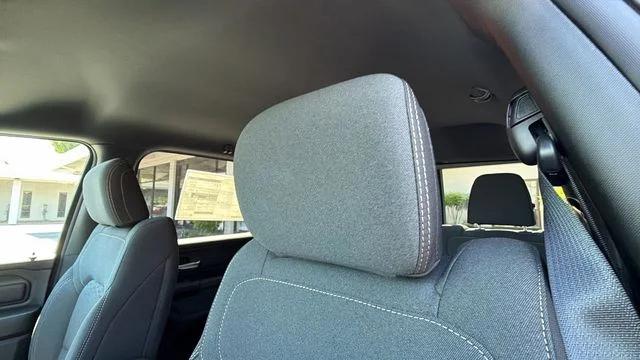 2026 Ram 1500 Express Crew Cab 4x4 5'7" Box