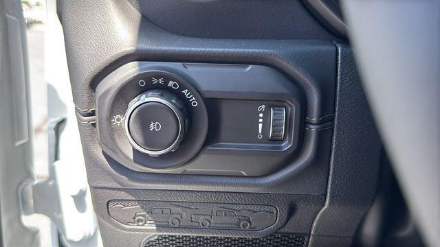 2026 Jeep Wrangler 4-Door Sahara 4x4