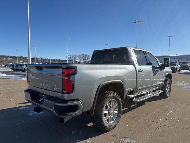 2026 Chevrolet Silverado 2500HD Crew Cab, Standard Bed, High Country, 4WD