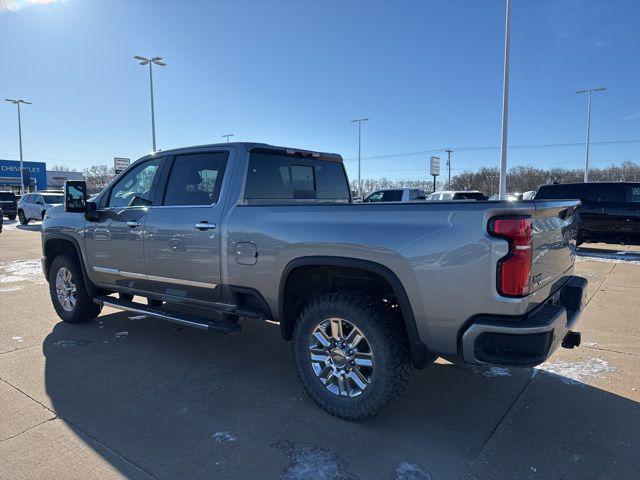 2026 Chevrolet Silverado 2500HD Crew Cab, Standard Bed, High Country, 4WD