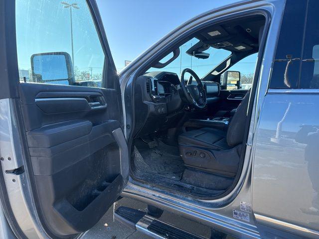 2026 Chevrolet Silverado 2500HD Crew Cab, Standard Bed, High Country, 4WD
