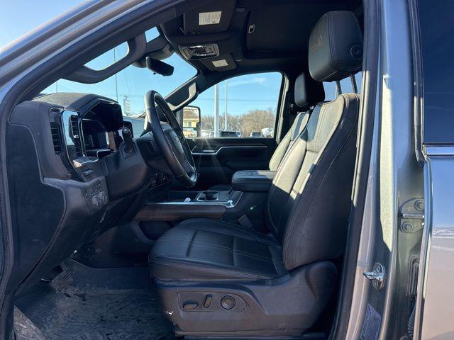 2026 Chevrolet Silverado 2500HD Crew Cab, Standard Bed, High Country, 4WD