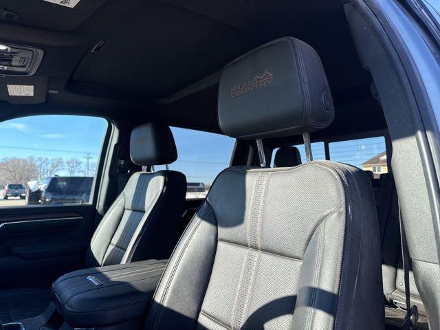 2026 Chevrolet Silverado 2500HD Crew Cab, Standard Bed, High Country, 4WD