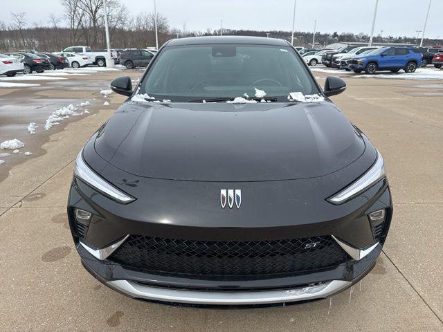 2025 Buick NV Sport Touring FWD