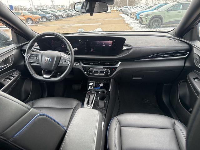 2025 Buick NV Sport Touring FWD