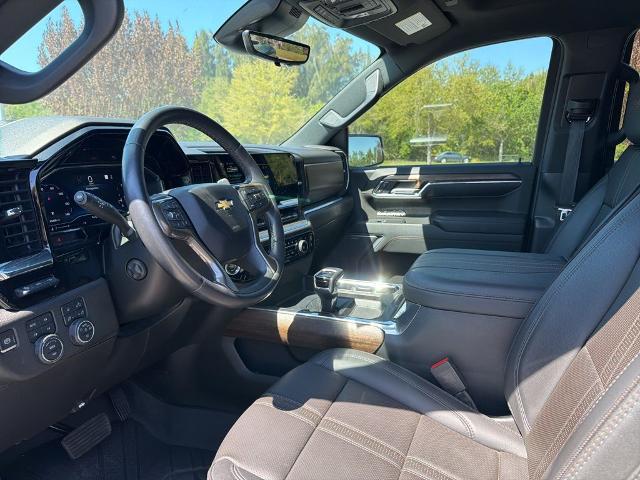 2023 Chevrolet Silverado 1500 4WD Crew Cab Short Bed High Country