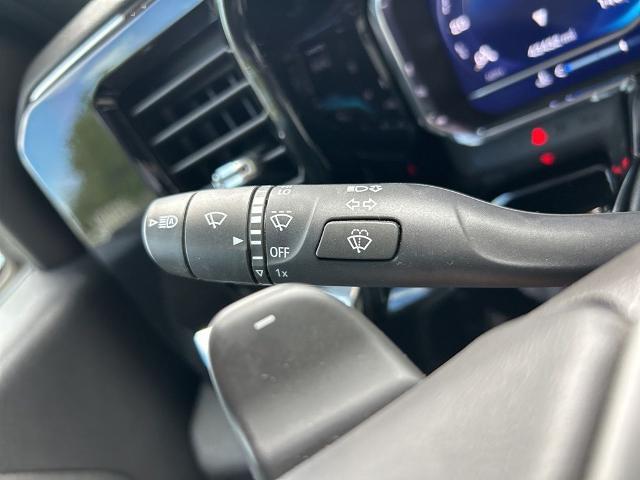 2023 Chevrolet Silverado 1500 4WD Crew Cab Short Bed High Country