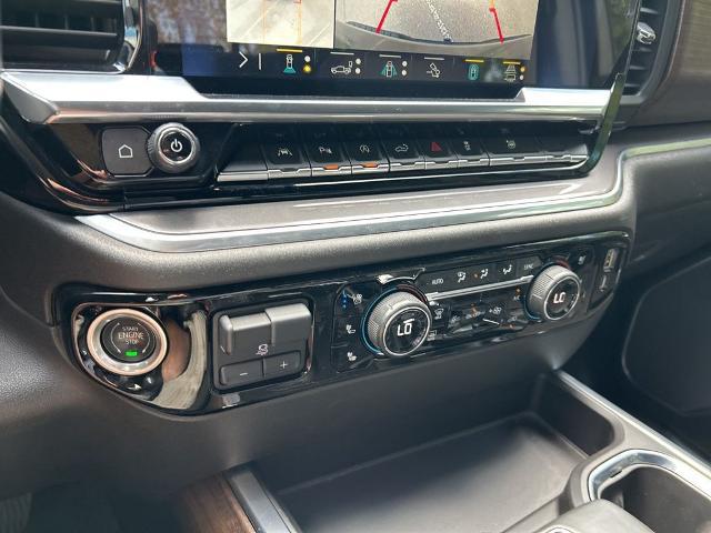 2023 Chevrolet Silverado 1500 4WD Crew Cab Short Bed High Country