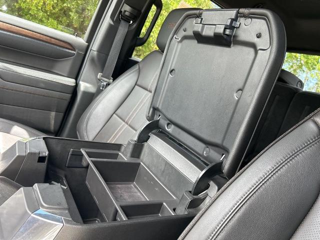 2023 Chevrolet Silverado 1500 4WD Crew Cab Short Bed High Country