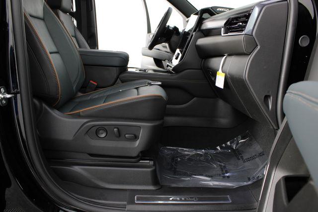 2026 GMC Yukon 4WD AT4