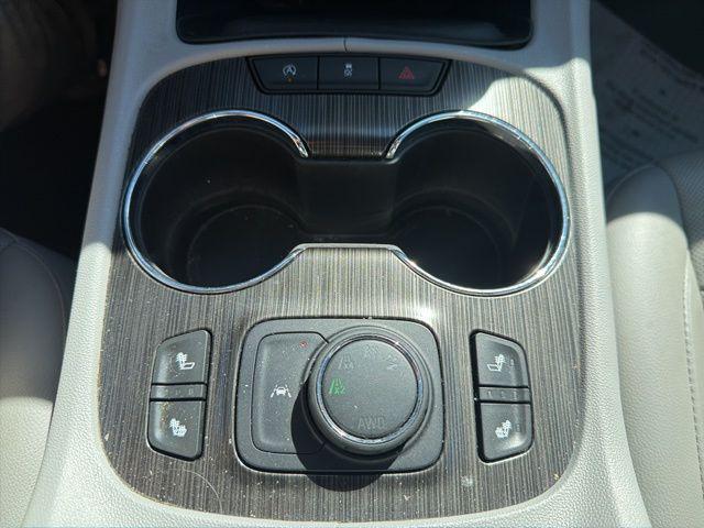 2023 GMC Acadia AWD SLT