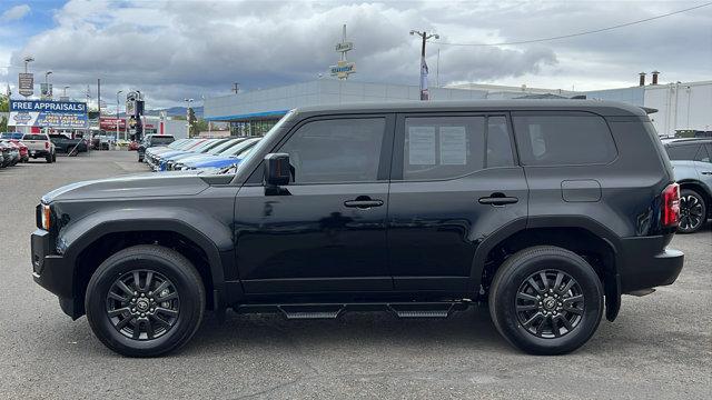 2025 Toyota Land Cruiser Unknown
