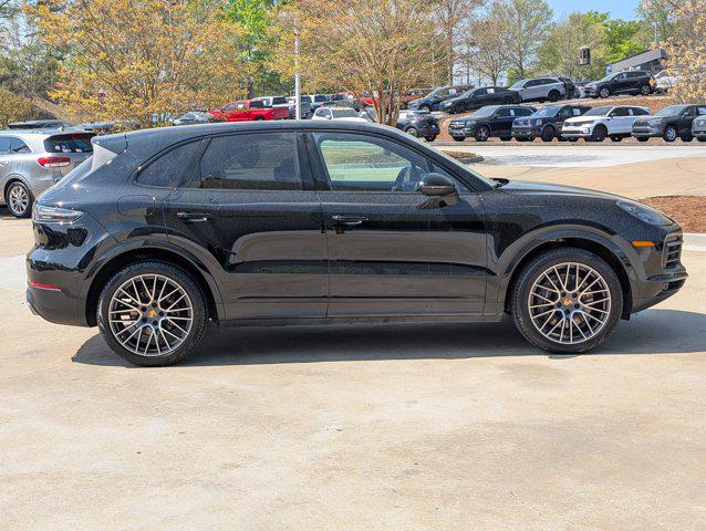 2022 Porsche Cayenne Unknown