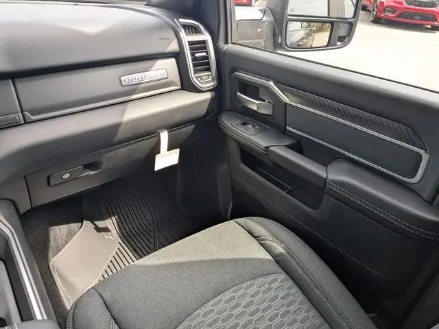 2026 Ram 2500 Big Horn Crew Cab 4x4 64 Box