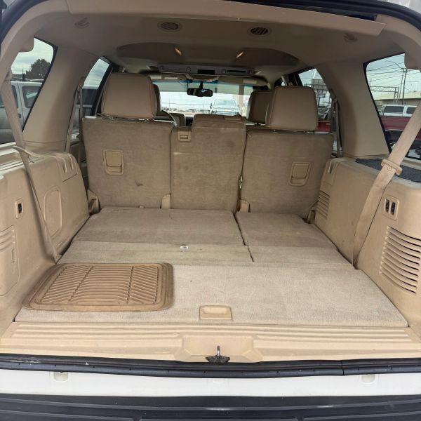 2008 Lincoln Navigator Base