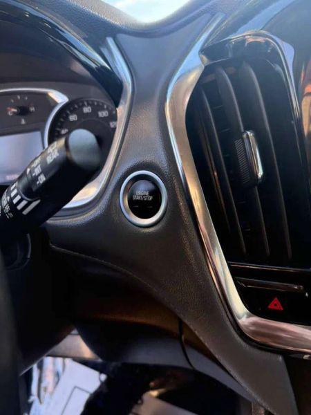 2021 Chevrolet Traverse FWD LT Leather