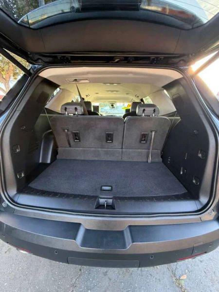 2021 Chevrolet Traverse FWD LT Leather