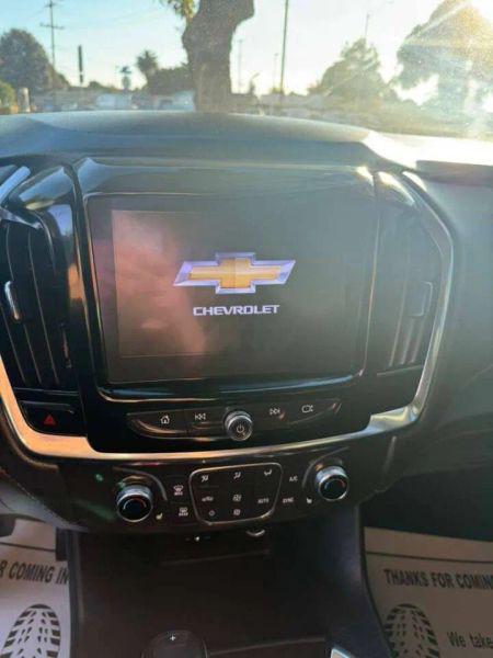 2020 Chevrolet Traverse FWD LT Leather