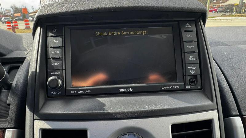 2010 Chrysler Town & Country Touring Plus