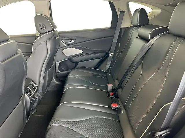 2026 Acura RDX Advance
