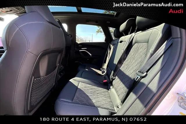 2026 Audi SQ5 Premium Plus TFSI quattro S tronic