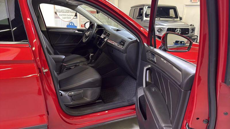 2023 Volkswagen Tiguan 2.0T SE