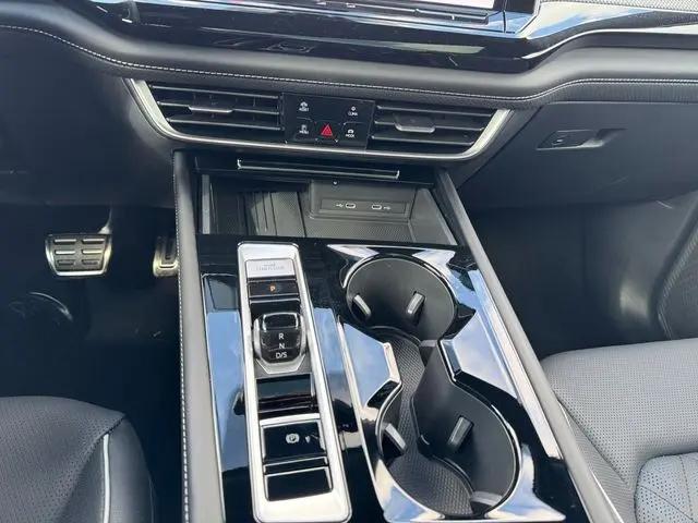 2026 Volkswagen Atlas Cross Sport SEL Premium R-Line