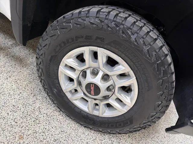 2023 GMC Sierra 2500HD 4WD Crew Cab Long Bed Pro
