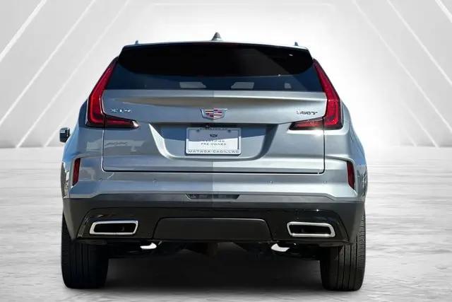 2024 Cadillac XT4 FWD Premium Luxury